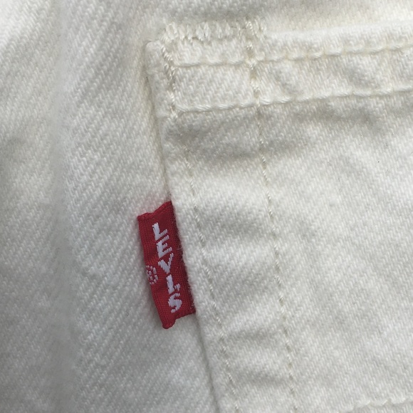 NWT Levi’s Wedgie Icon Distressed Jean Cream Chalk 30 - Picture 12 of 16